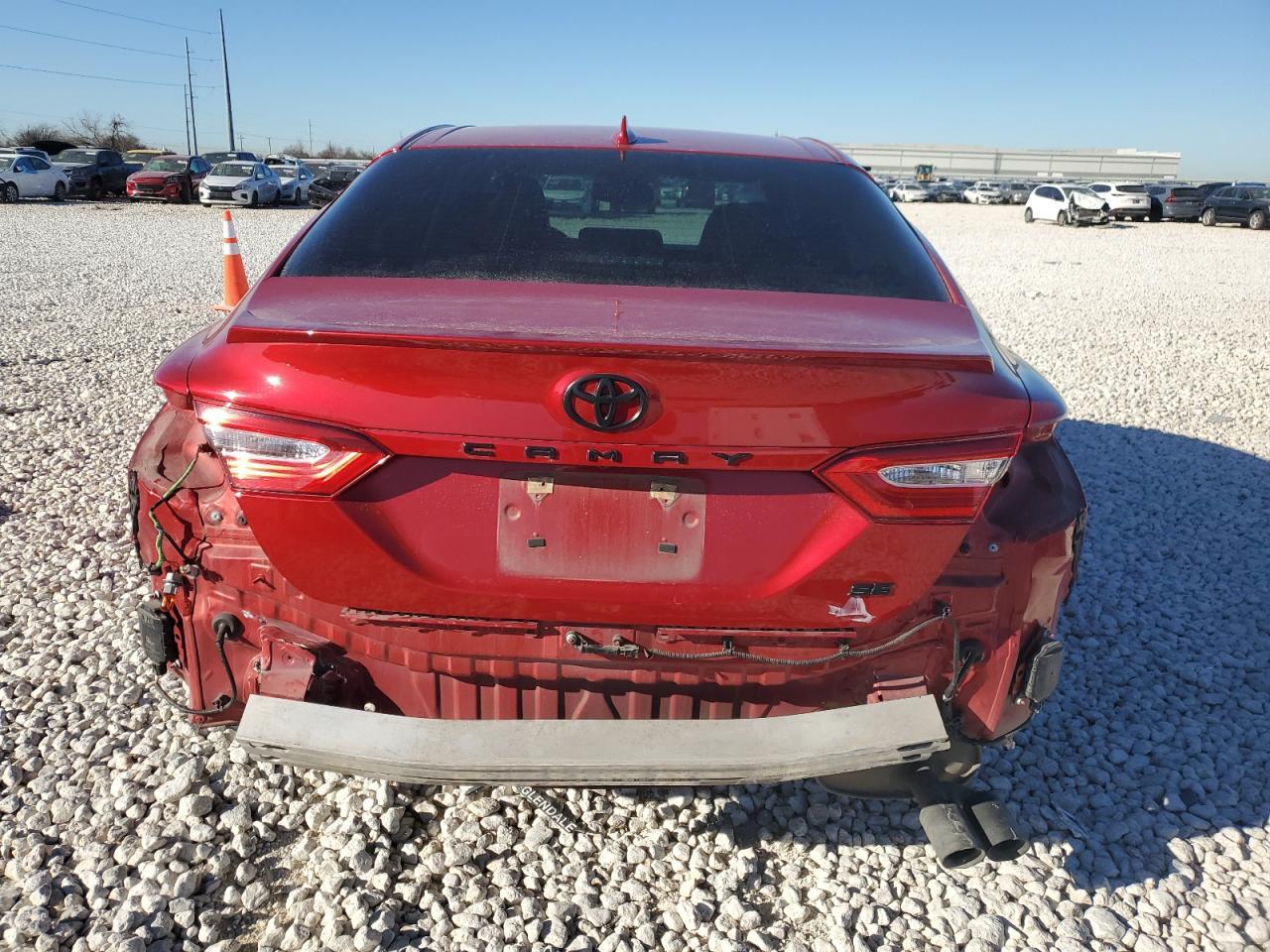 2020 TOYOTA CAMRY SE - Image 6