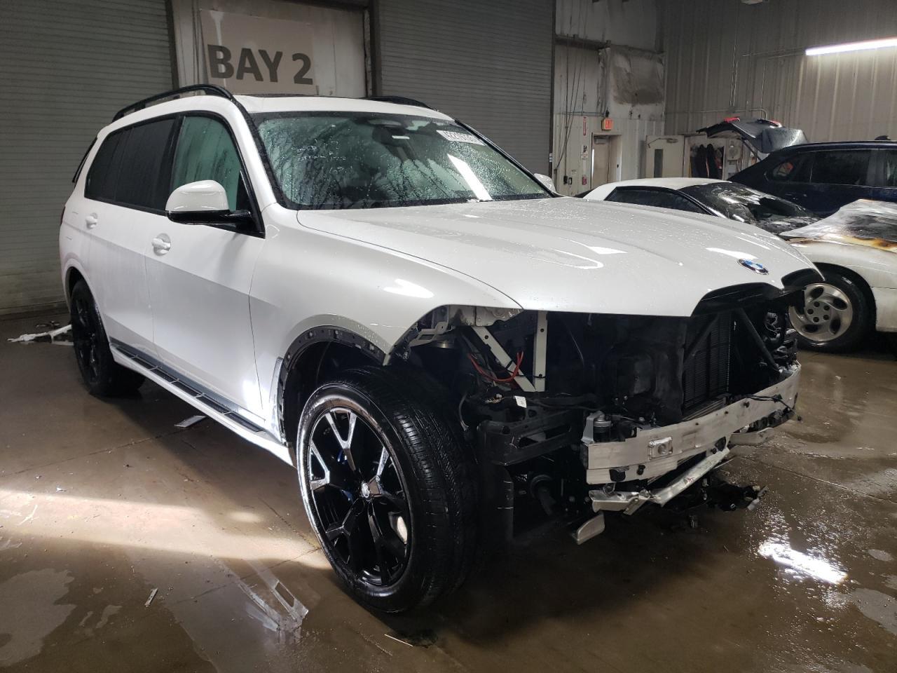 2021 BMW X7 XDRIVE4 - Фото 4