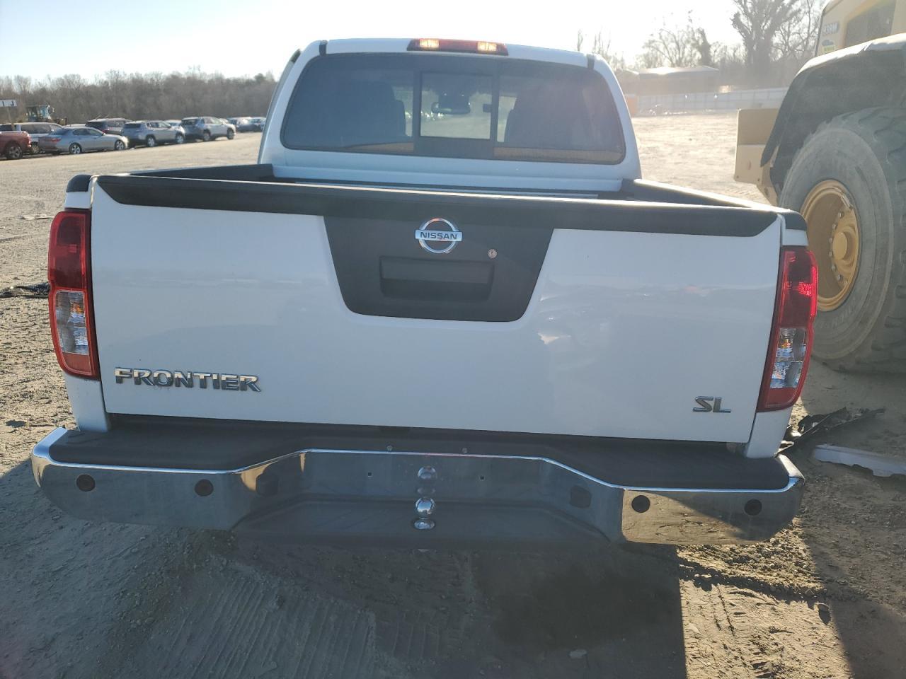 2019 NISSAN FRONTIER S - Фото 6