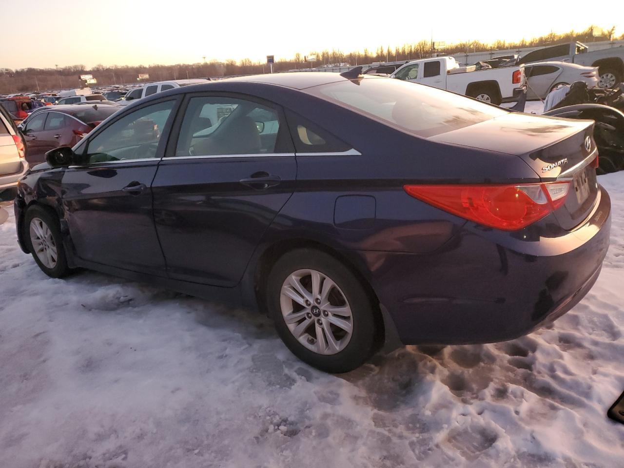 2013 HYUNDAI SONATA GLS - Фото 2