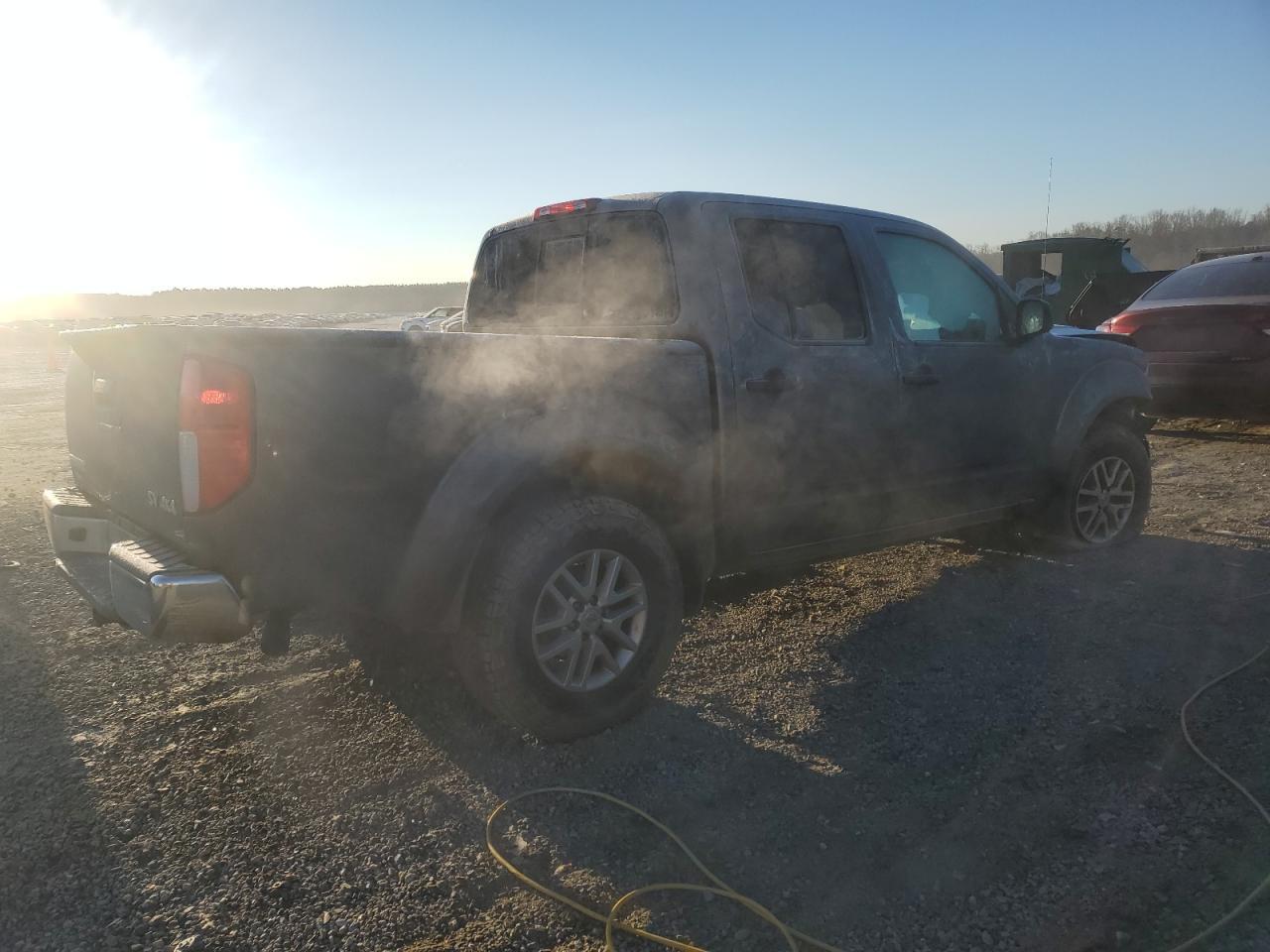 2019 NISSAN FRONTIER S - Фото 3