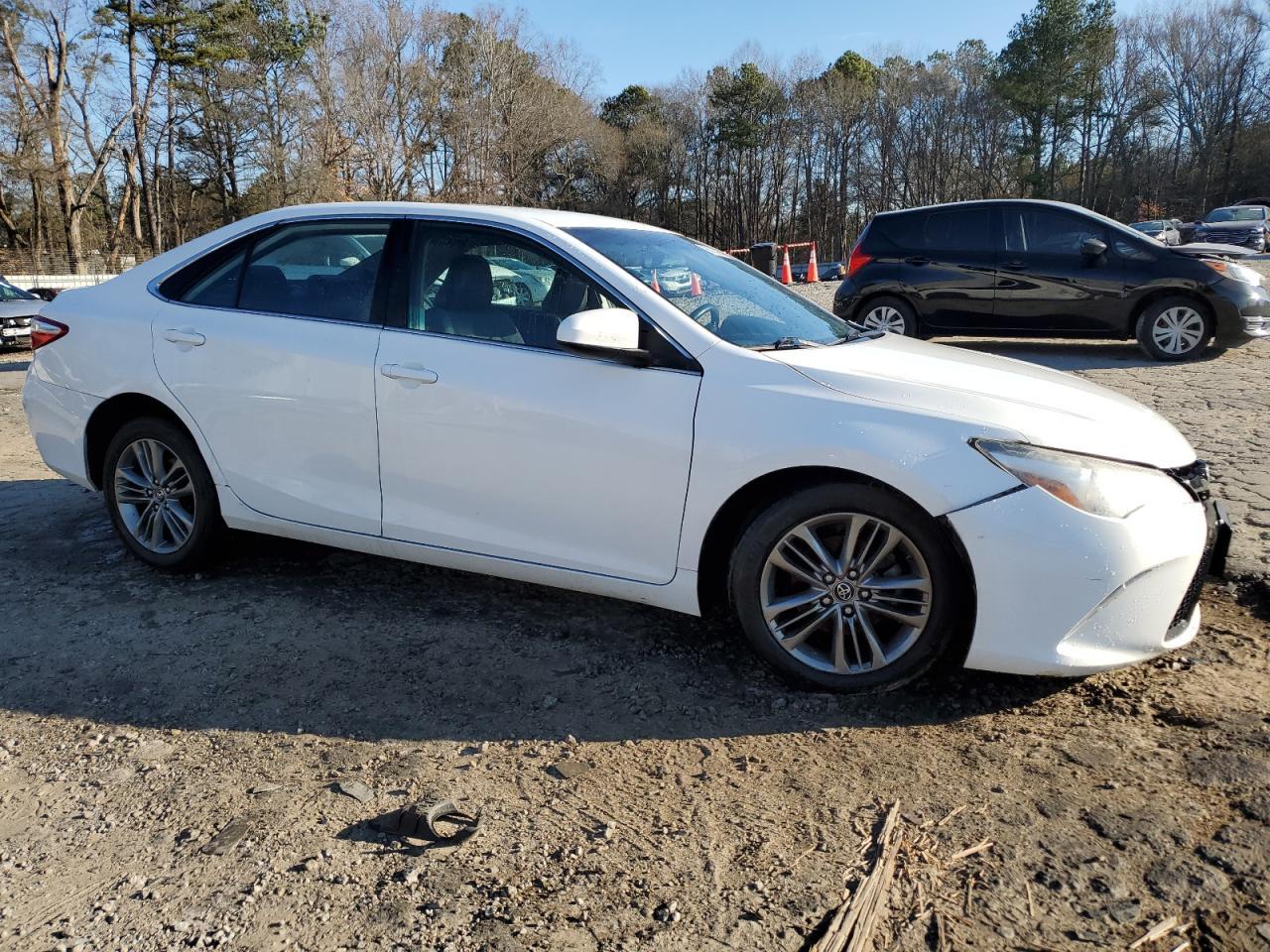 2017 TOYOTA CAMRY LE - Image 4