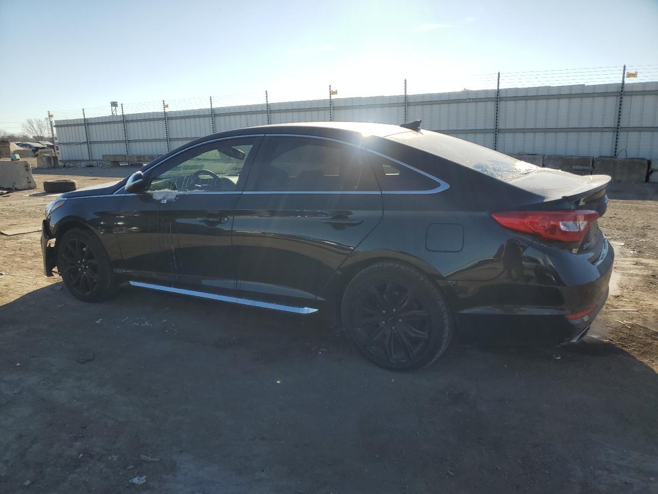 2017 HYUNDAI SONATA SPO - Image 2