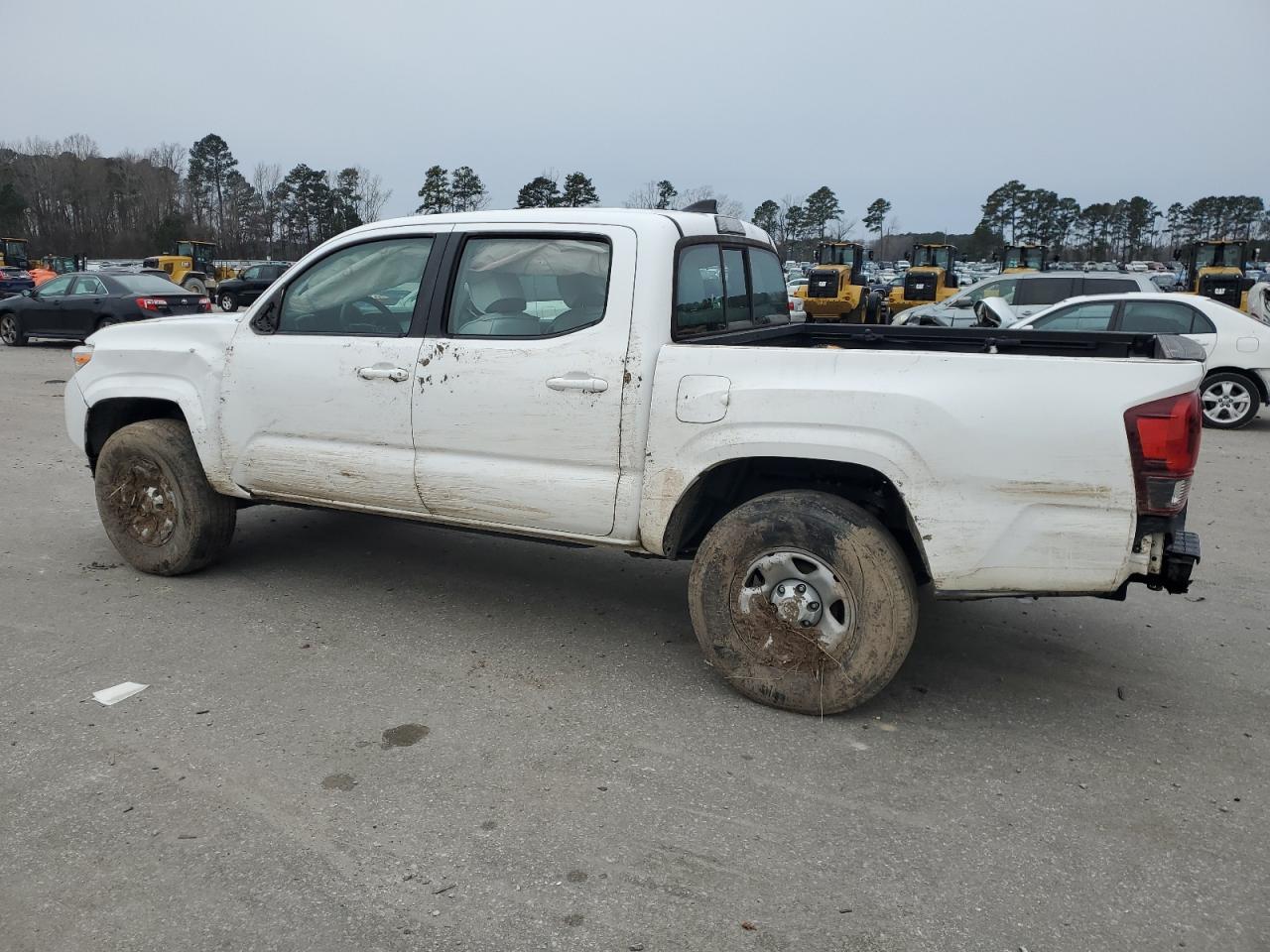 2018 TOYOTA TACOMA DOU - Фото 2
