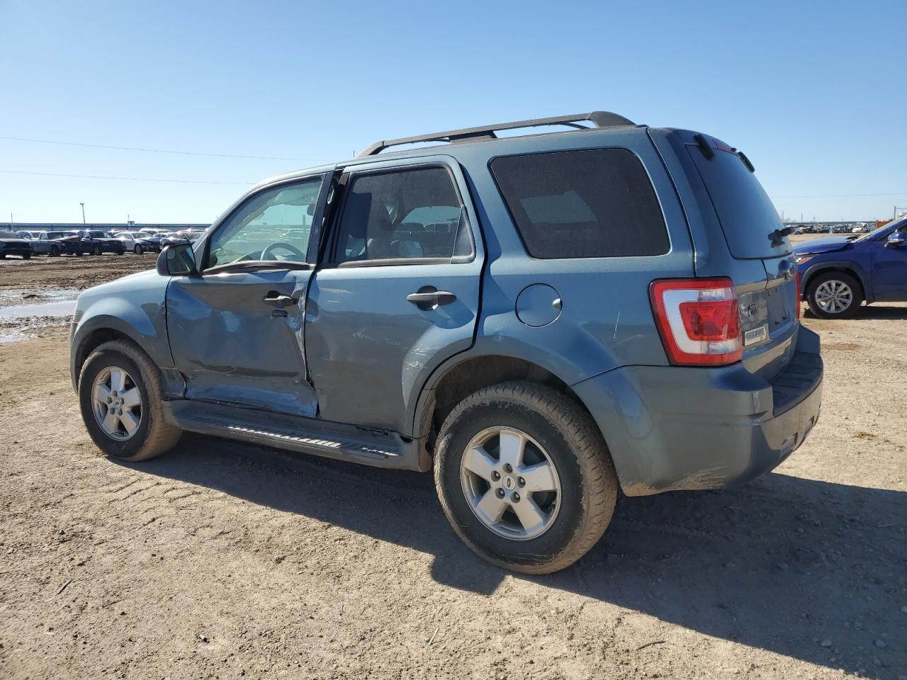 2012 FORD ESCAPE XLT - Фото 2