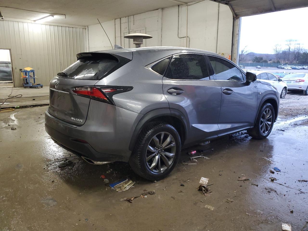 2017 LEXUS NX 200T BA - Фото 3