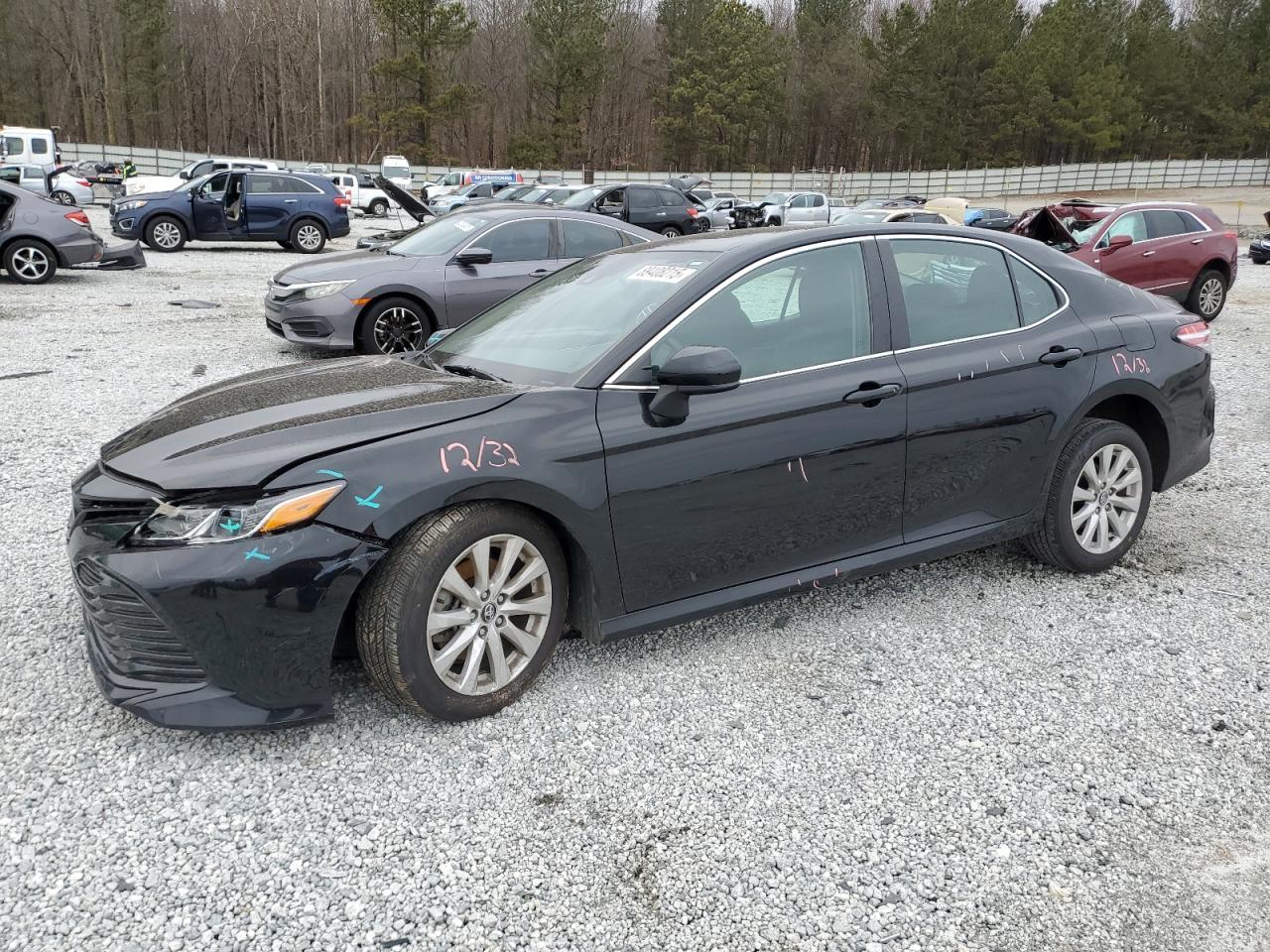 2020 TOYOTA CAMRY LE
