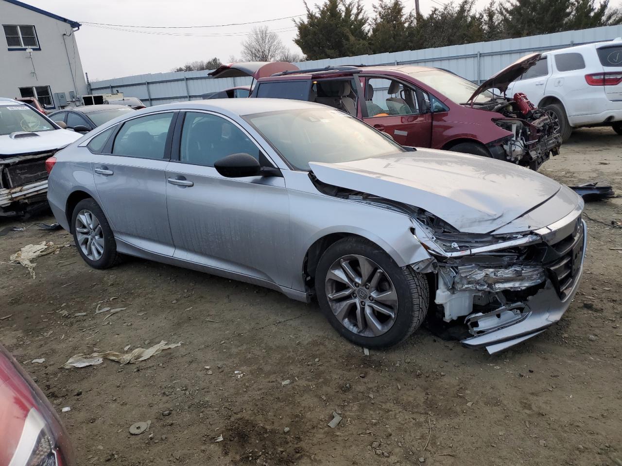 2018 HONDA ACCORD LX - Image 4