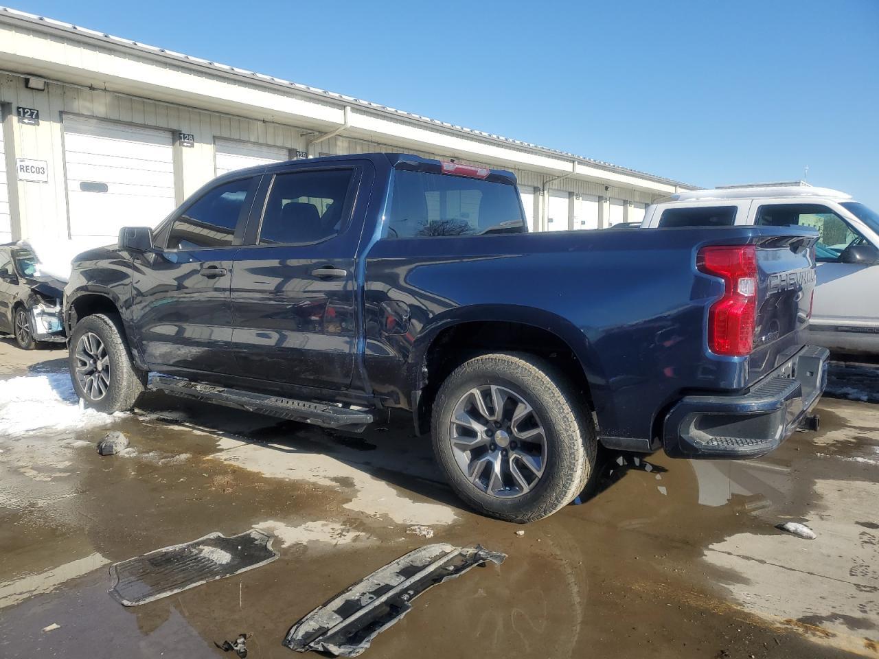 2020 CHEVROLET SILVERADO - Image 2