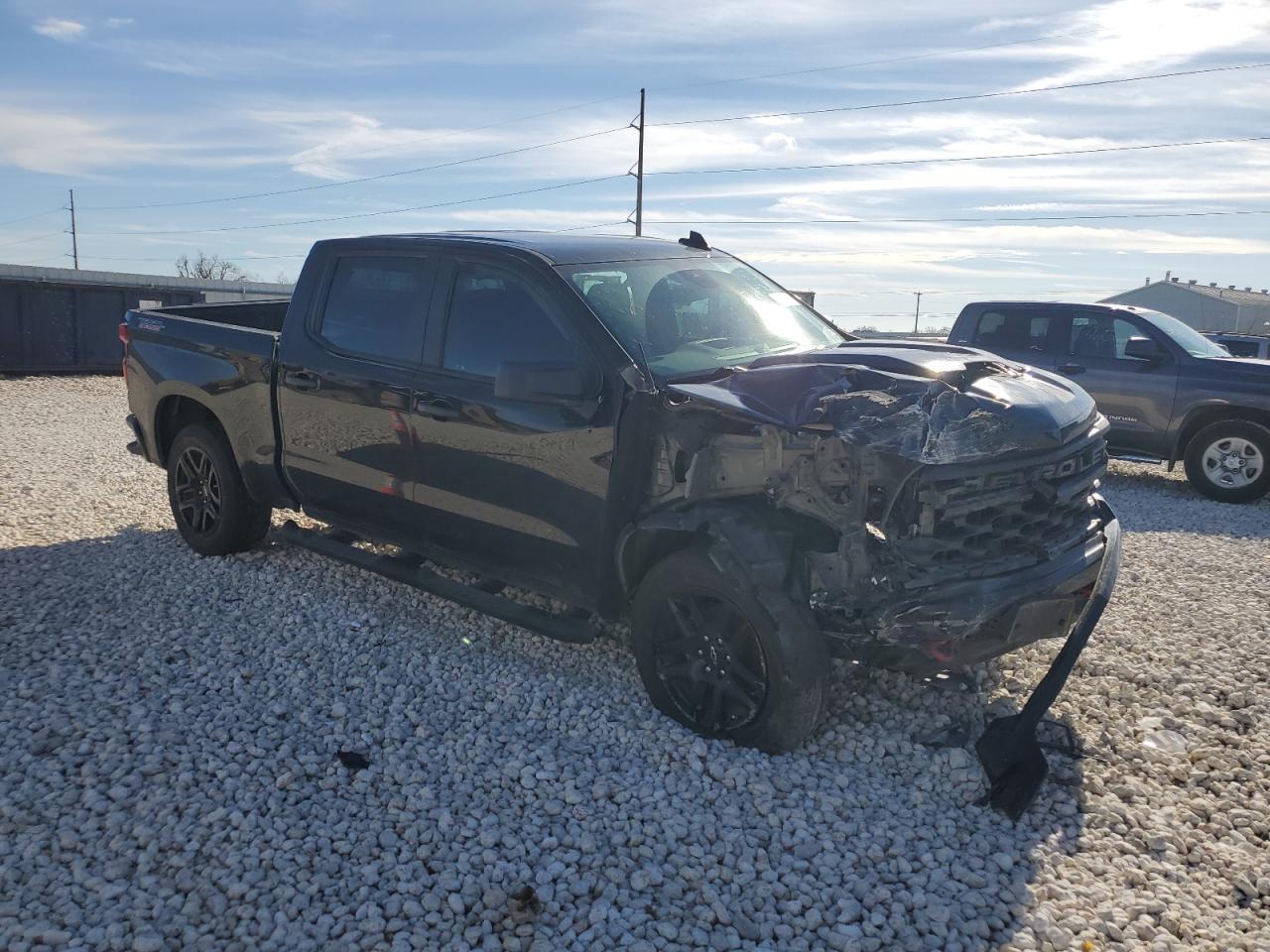 2024 CHEVROLET SILVERADO - Image 4