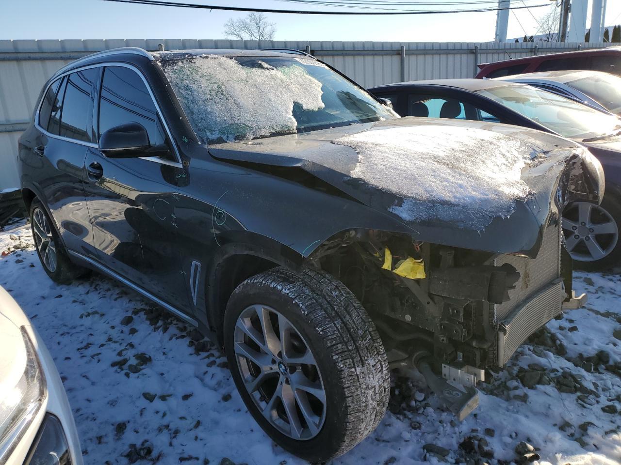2022 BMW X5 XDRIVE4 - Фото 4