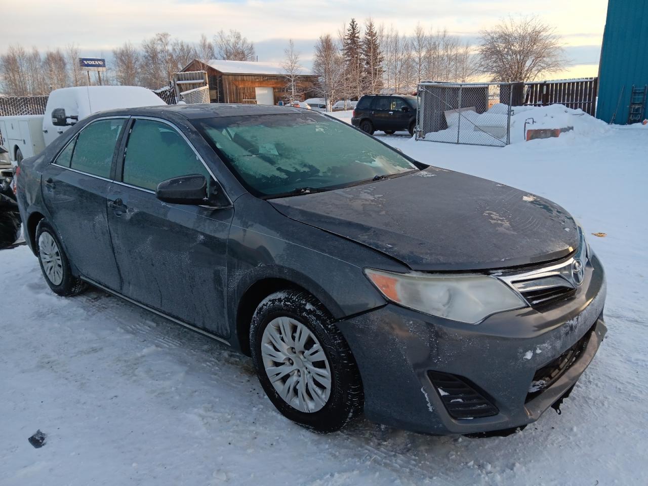 2014 TOYOTA CAMRY L - Image 4
