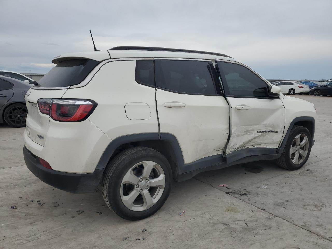 2018 JEEP COMPASS LA - Image 3