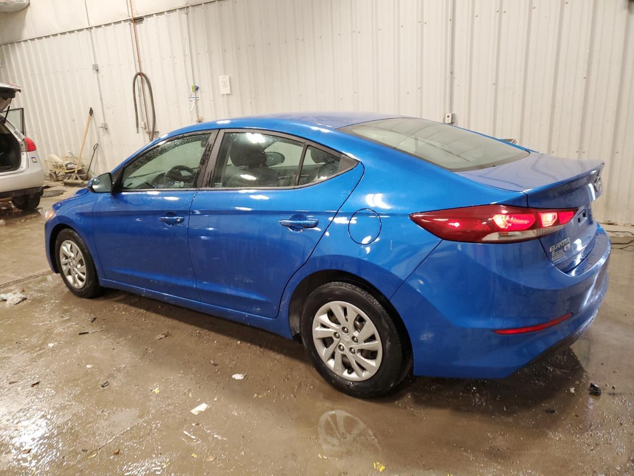 2018 HYUNDAI ELANTRA SE - Image 2