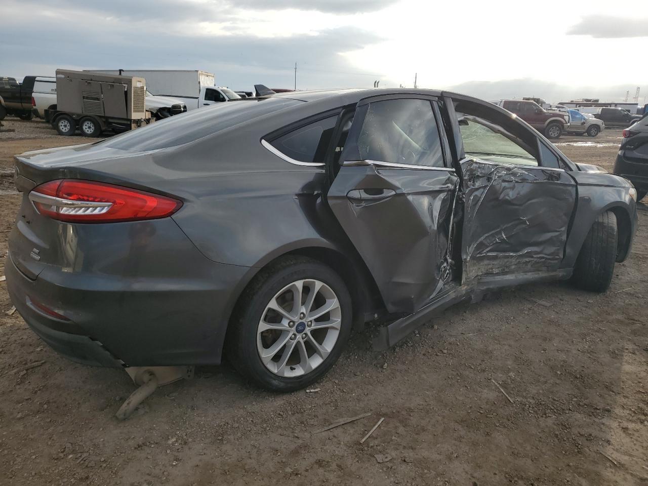 2020 FORD FUSION SE - Фото 3