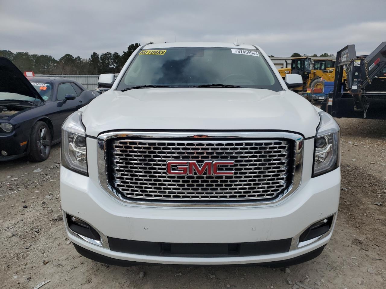 2016 GMC YUKON DENA - Фото 5