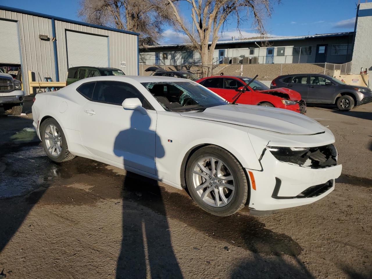 2021 CHEVROLET CAMARO LS - Фото 4