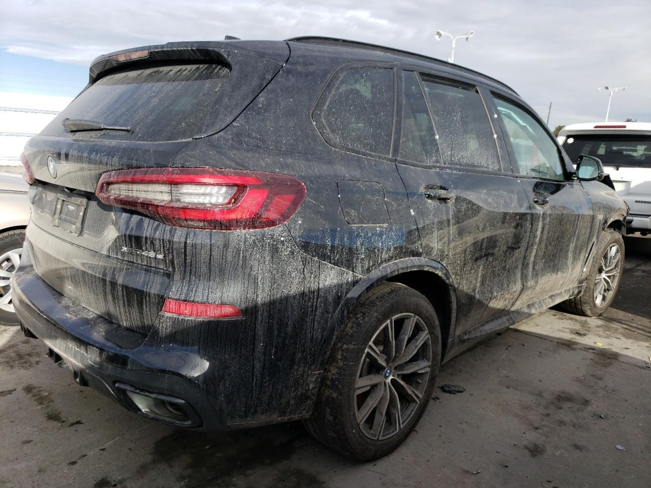 2023 BMW X5 XDRIVE4 - Фото 3