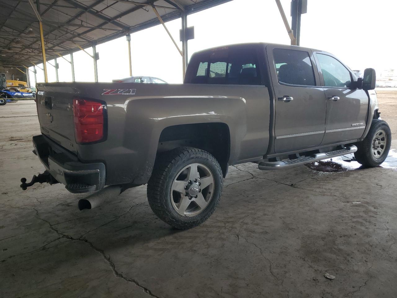 2015 CHEVROLET SILVERADO - Фото 3