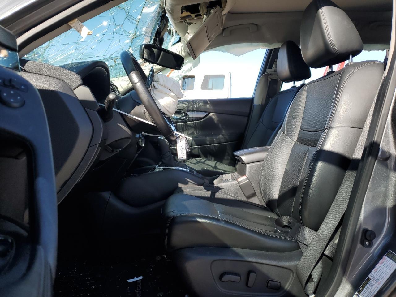2018 NISSAN ROGUE S - Фото 7