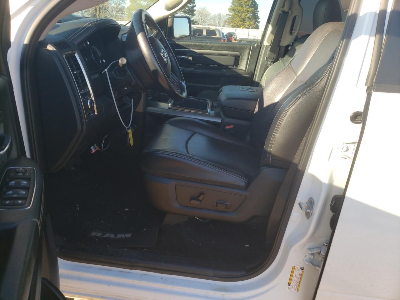 2015 RAM 1500 SPORT - Image 7
