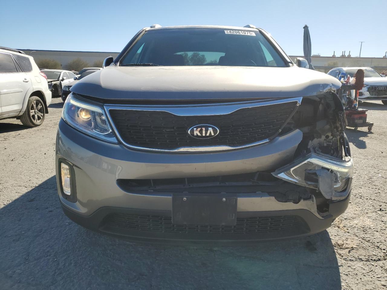 2015 KIA SORENTO LX - Image 5