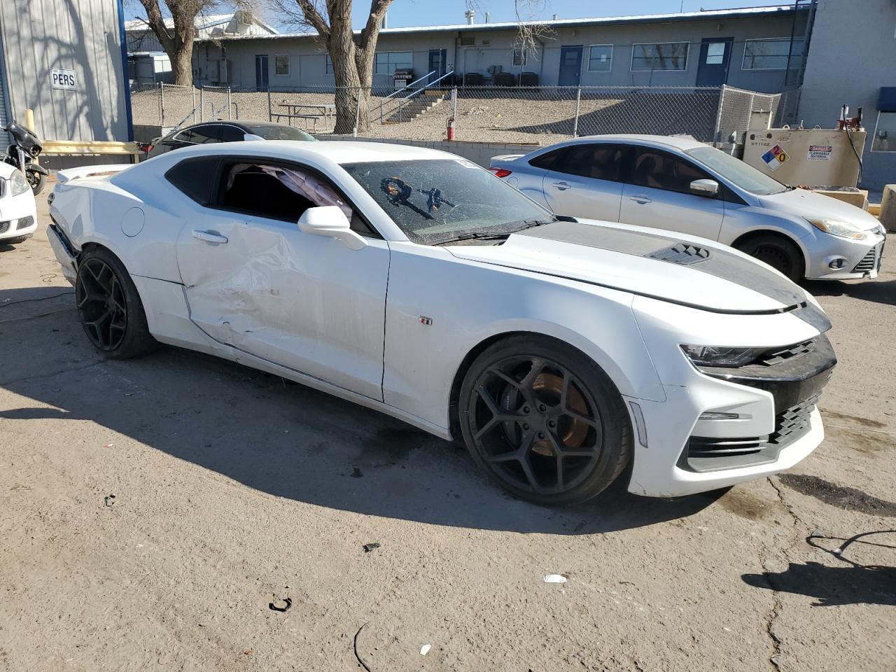 2019 CHEVROLET CAMARO SS - Image 4