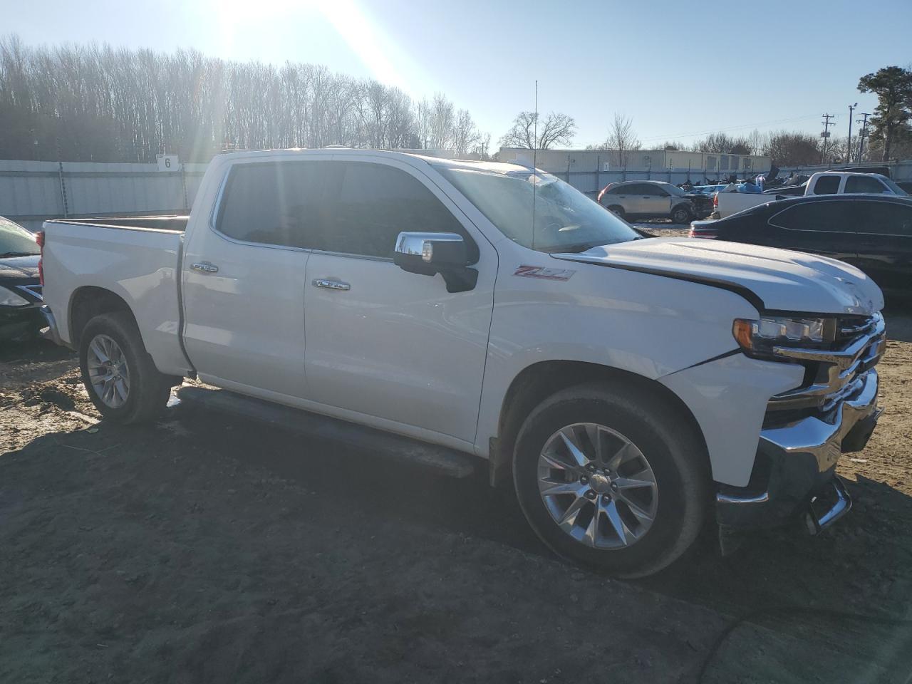 2019 CHEVROLET SILVERADO - Фото 4