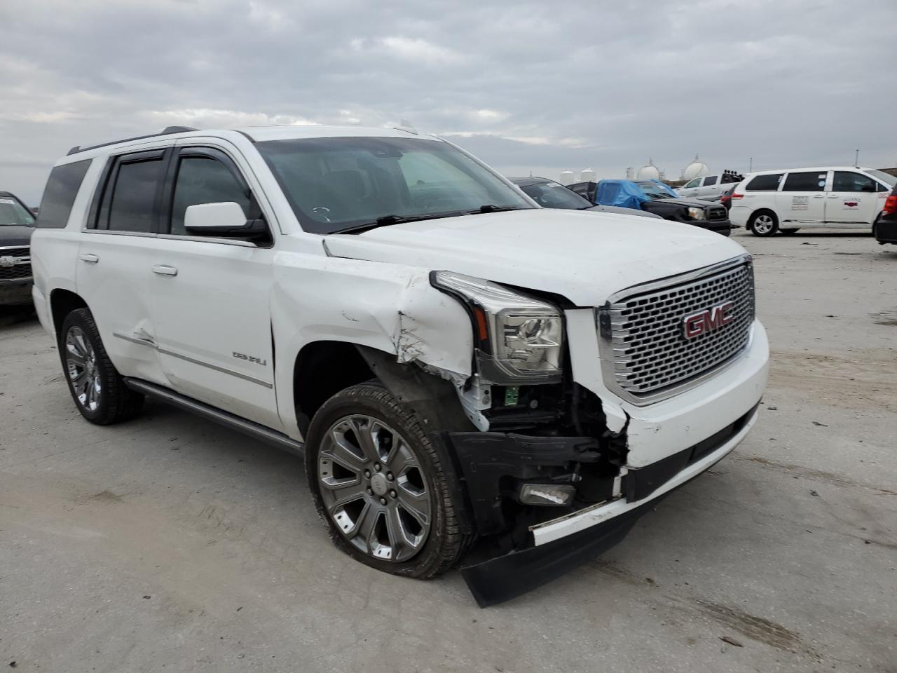 2016 GMC YUKON DENA - Фото 4