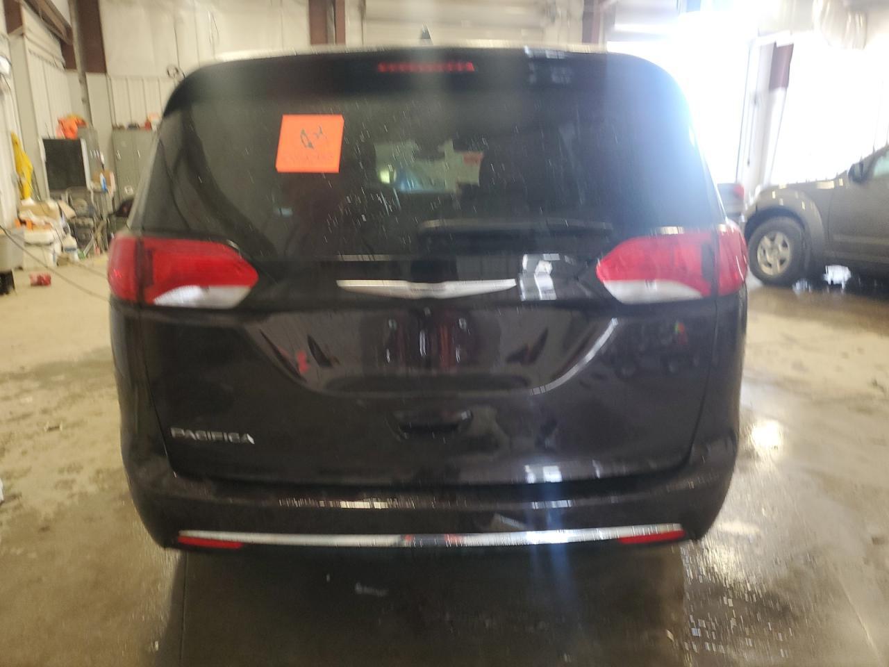 2017 CHRYSLER PACIFICA T - Image 6