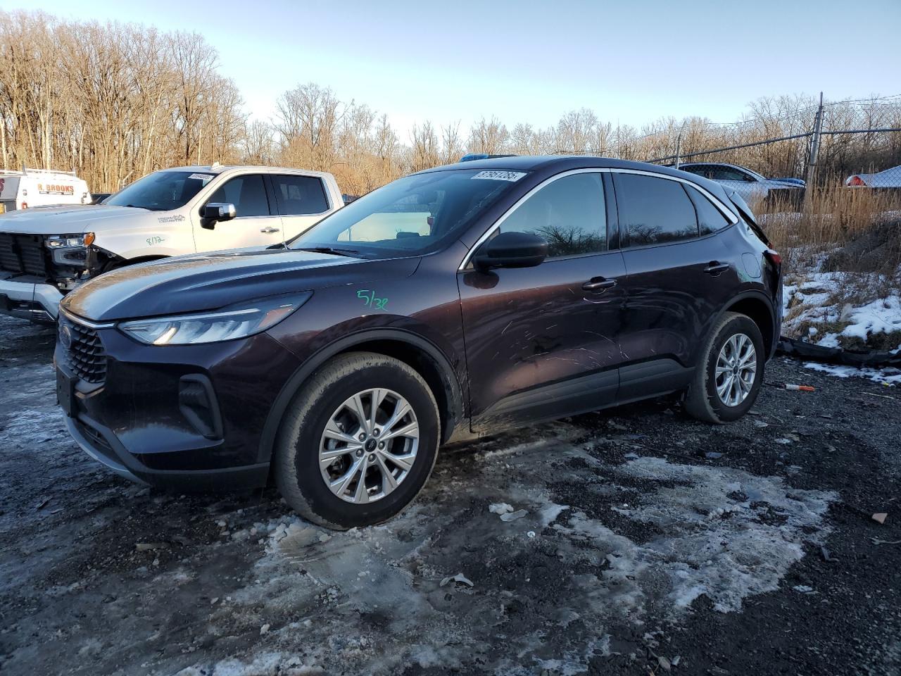 2023 FORD ESCAPE ACT