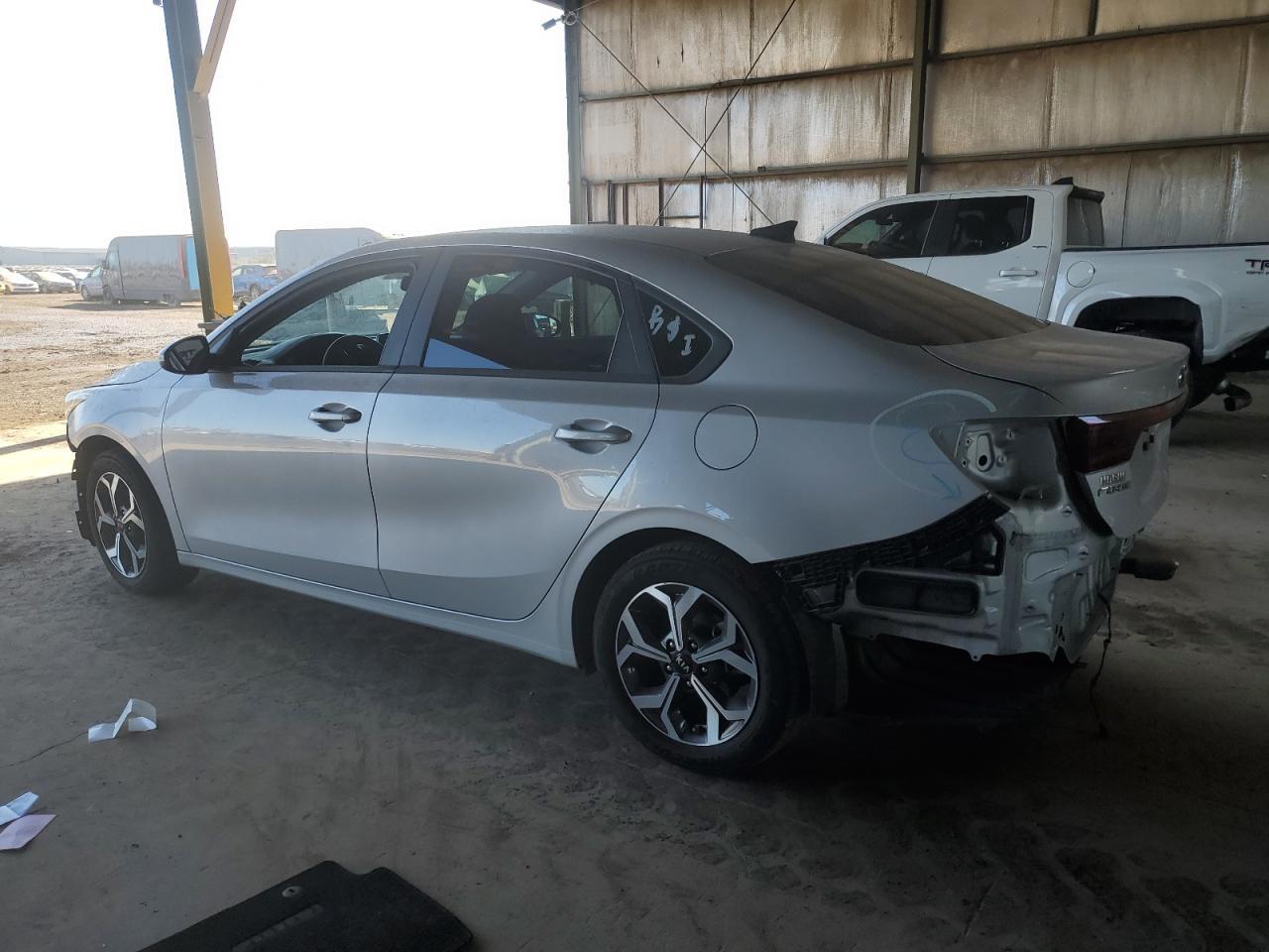 2021 KIA FORTE FE - Image 2