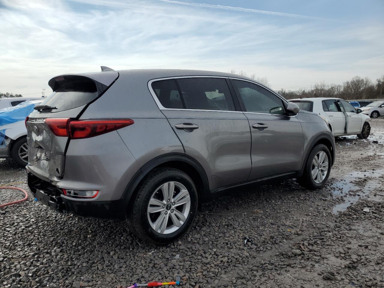 2017 KIA SPORTAGE L - Image 3