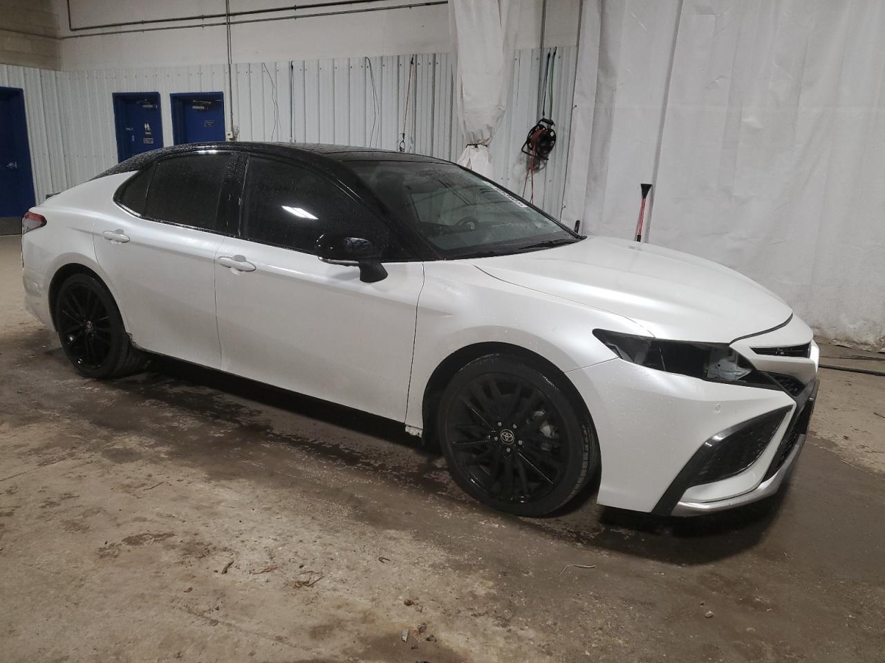 2022 TOYOTA CAMRY XSE - Image 4