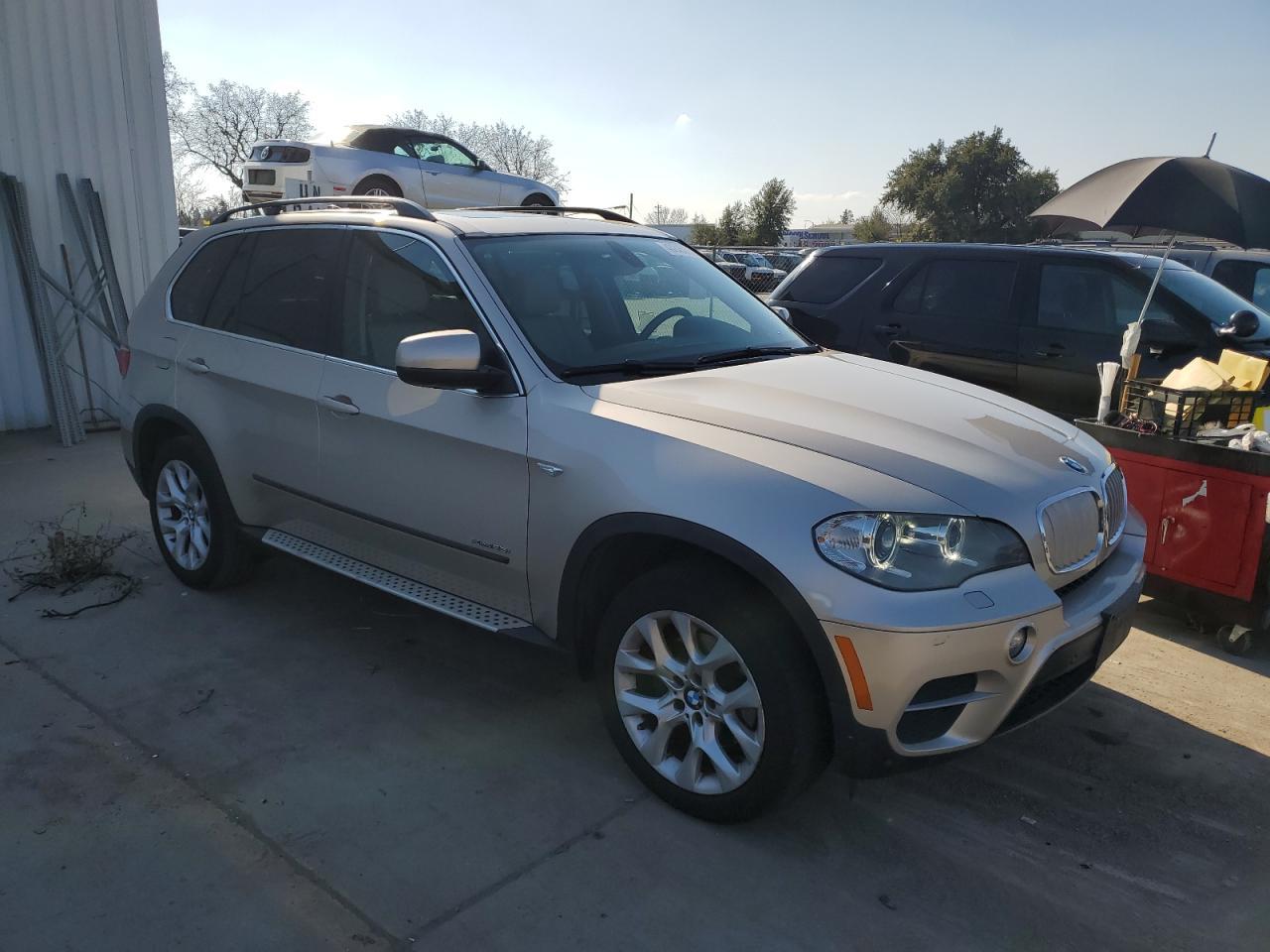2013 BMW X5 XDRIVE3 - Image 4