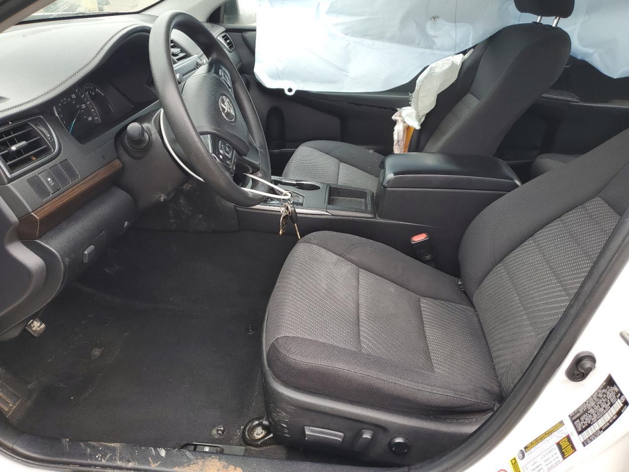 2015 TOYOTA CAMRY LE - Image 7