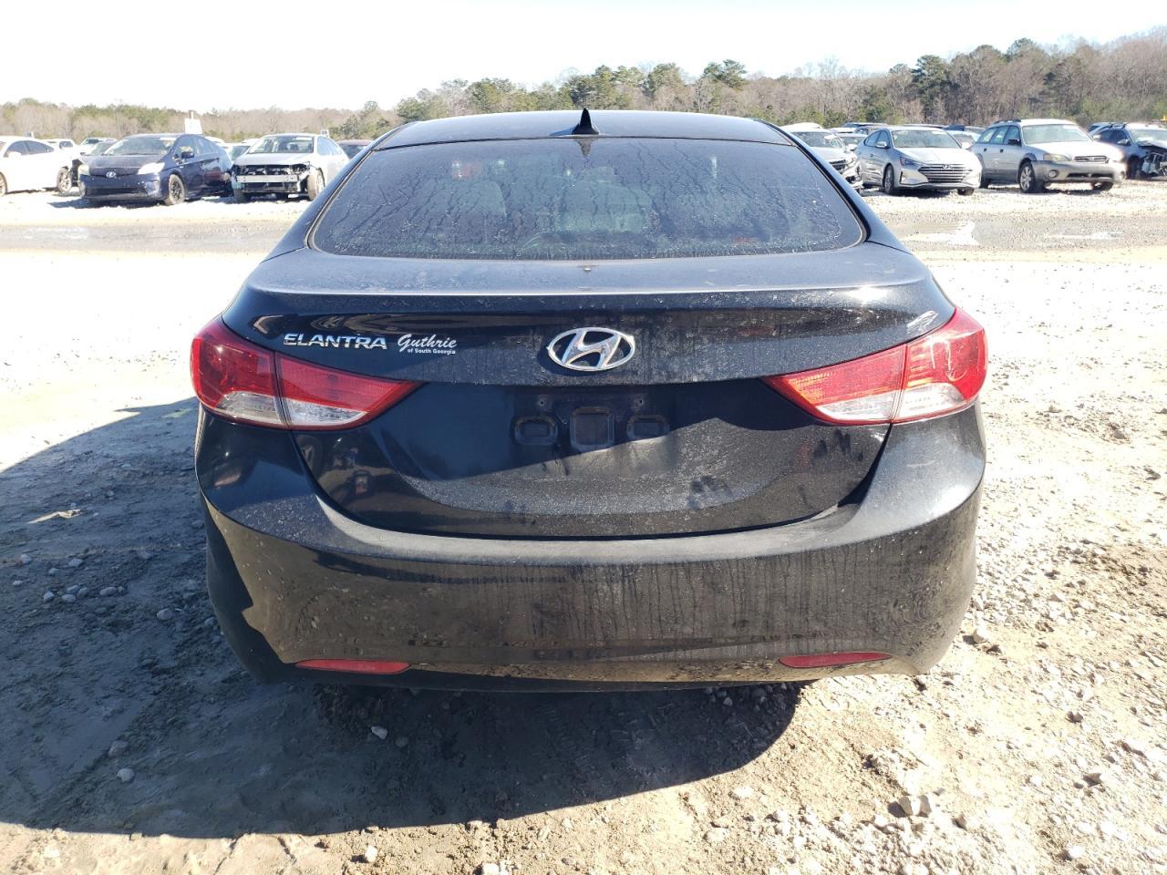 2013 HYUNDAI ELANTRA GL - Image 6