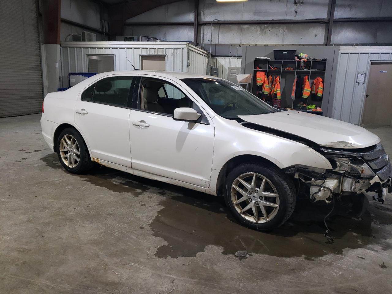2011 FORD FUSION SEL - Image 4