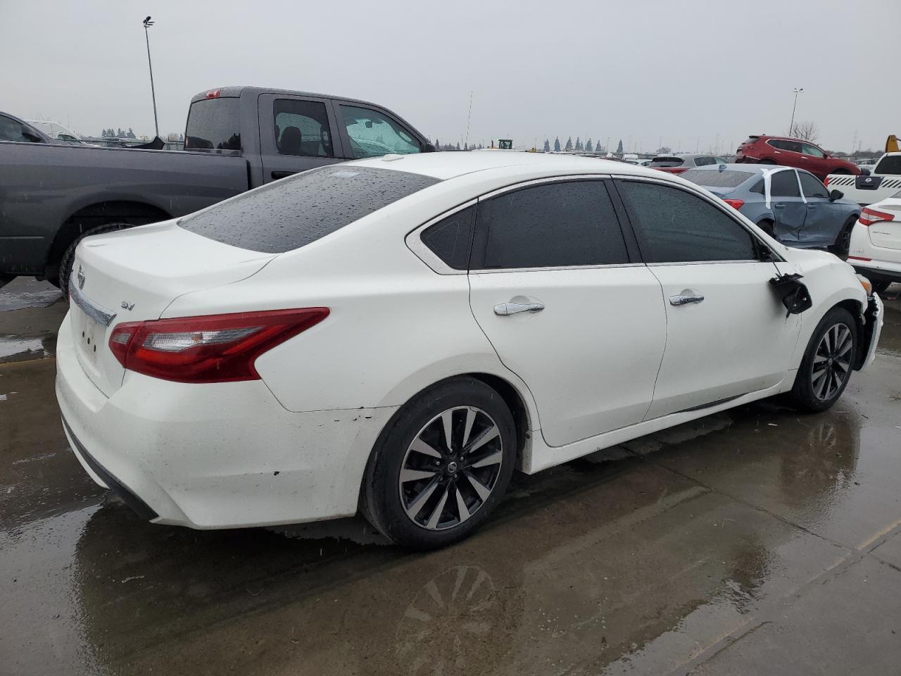 2018 NISSAN ALTIMA 2.5 - Фото 3