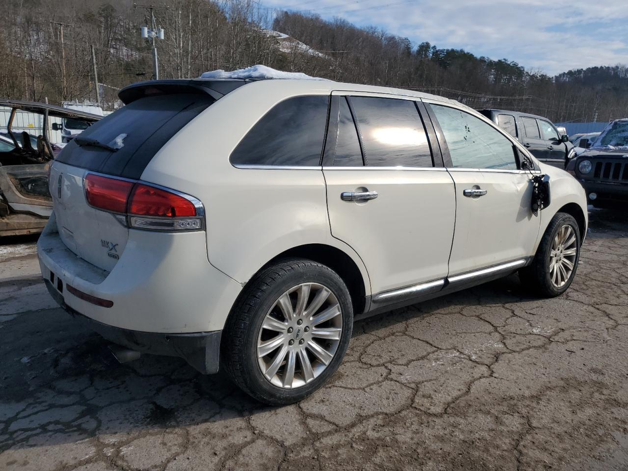 2013 LINCOLN MKX - Image 3