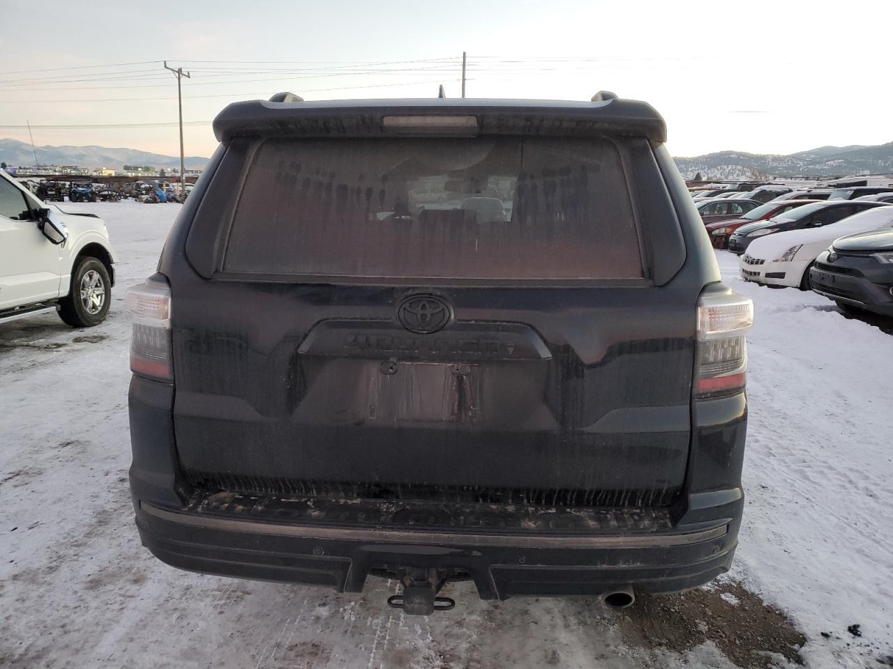 2020 TOYOTA 4RUNNER SR - Image 6