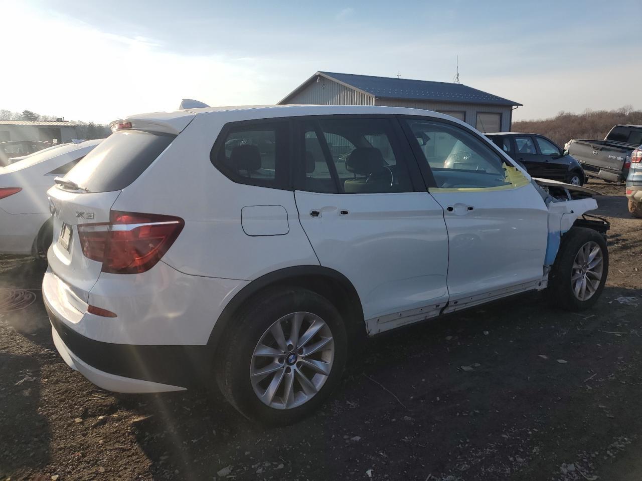 2014 BMW X3 XDRIVE2 - Image 3