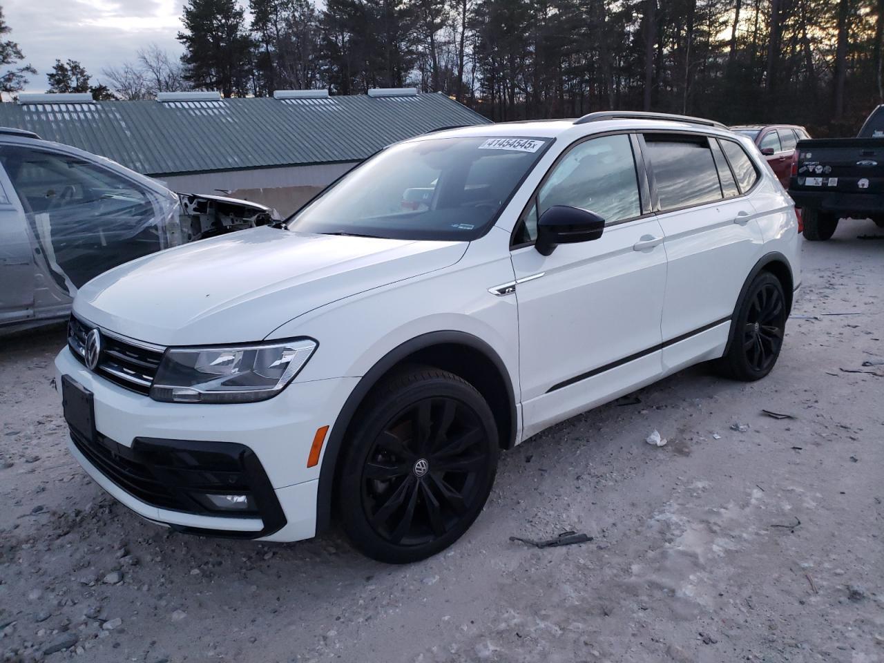 2021 VOLKSWAGEN TIGUAN SE