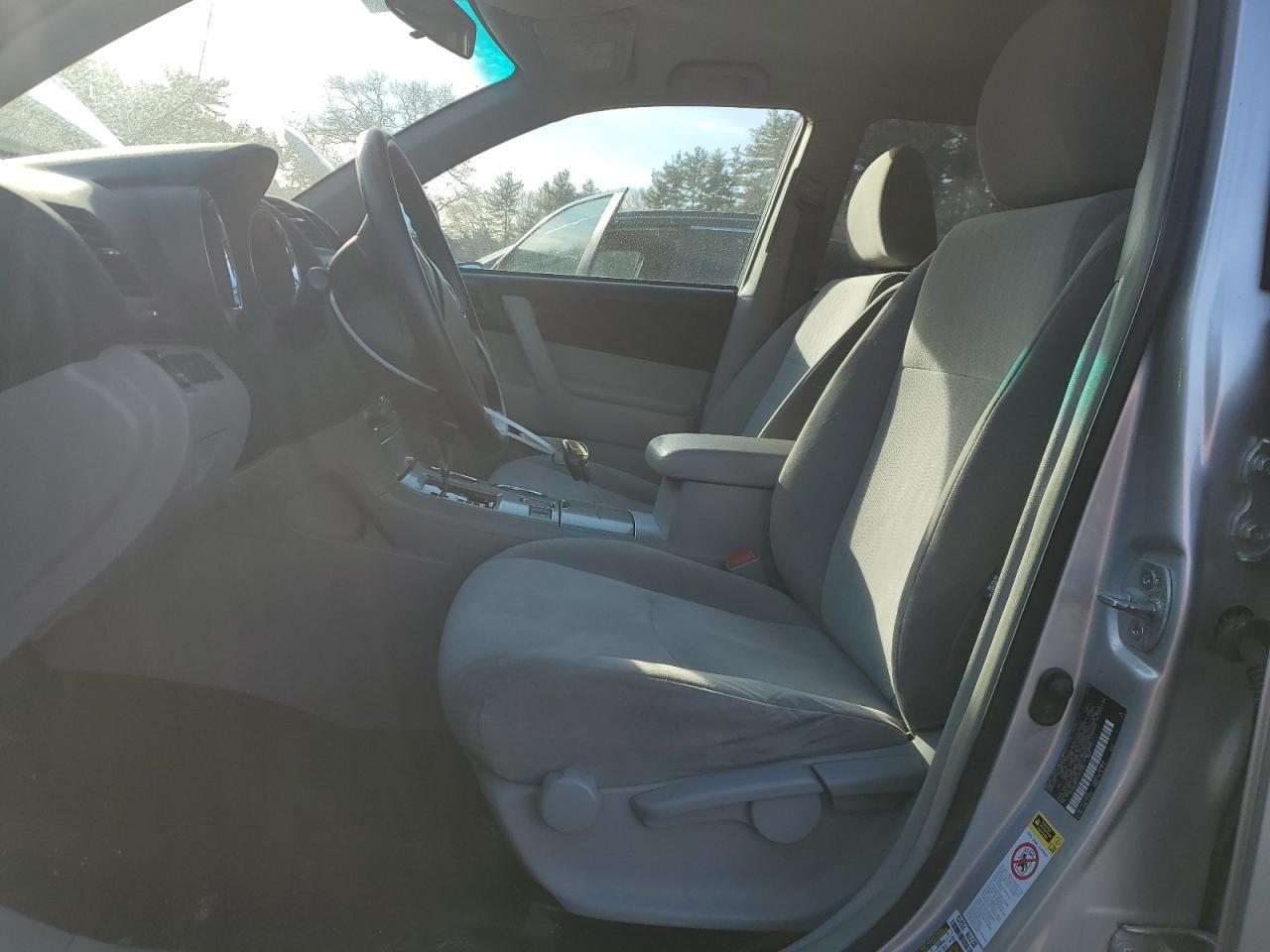 2012 TOYOTA HIGHLANDER - Image 7