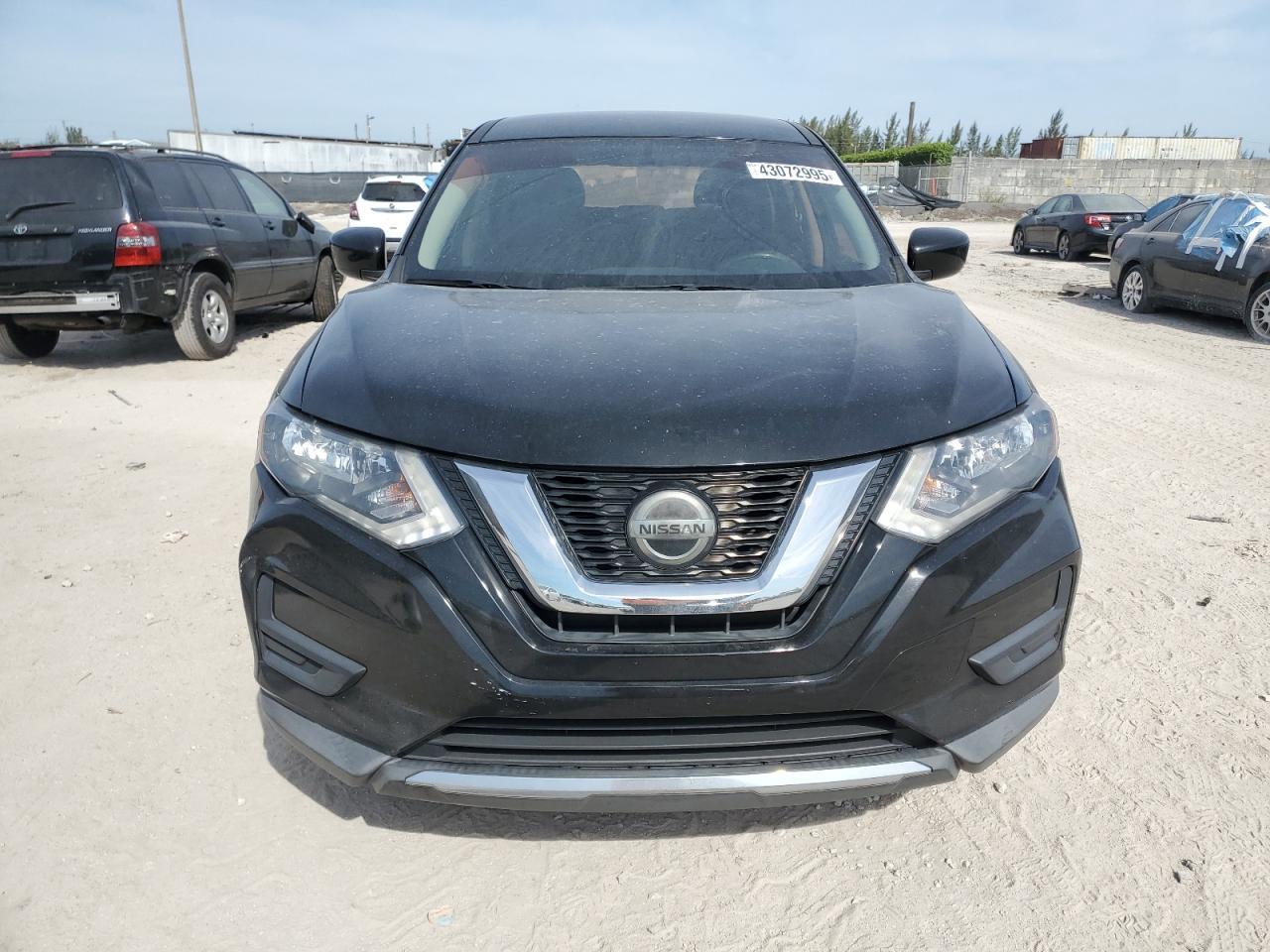 2018 NISSAN ROGUE S - Фото 5