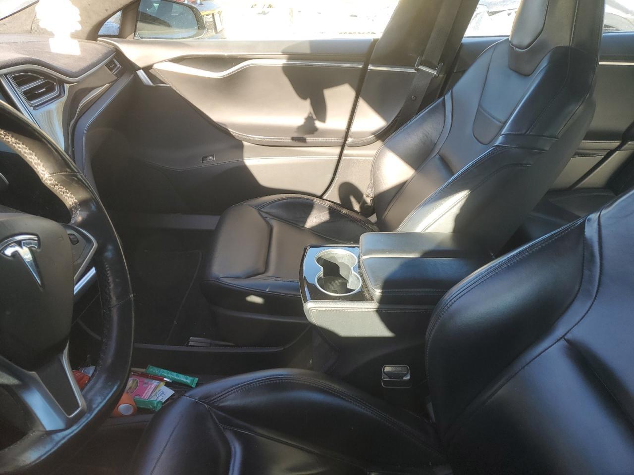 2015 TESLA MODEL S 90 - Фото 7