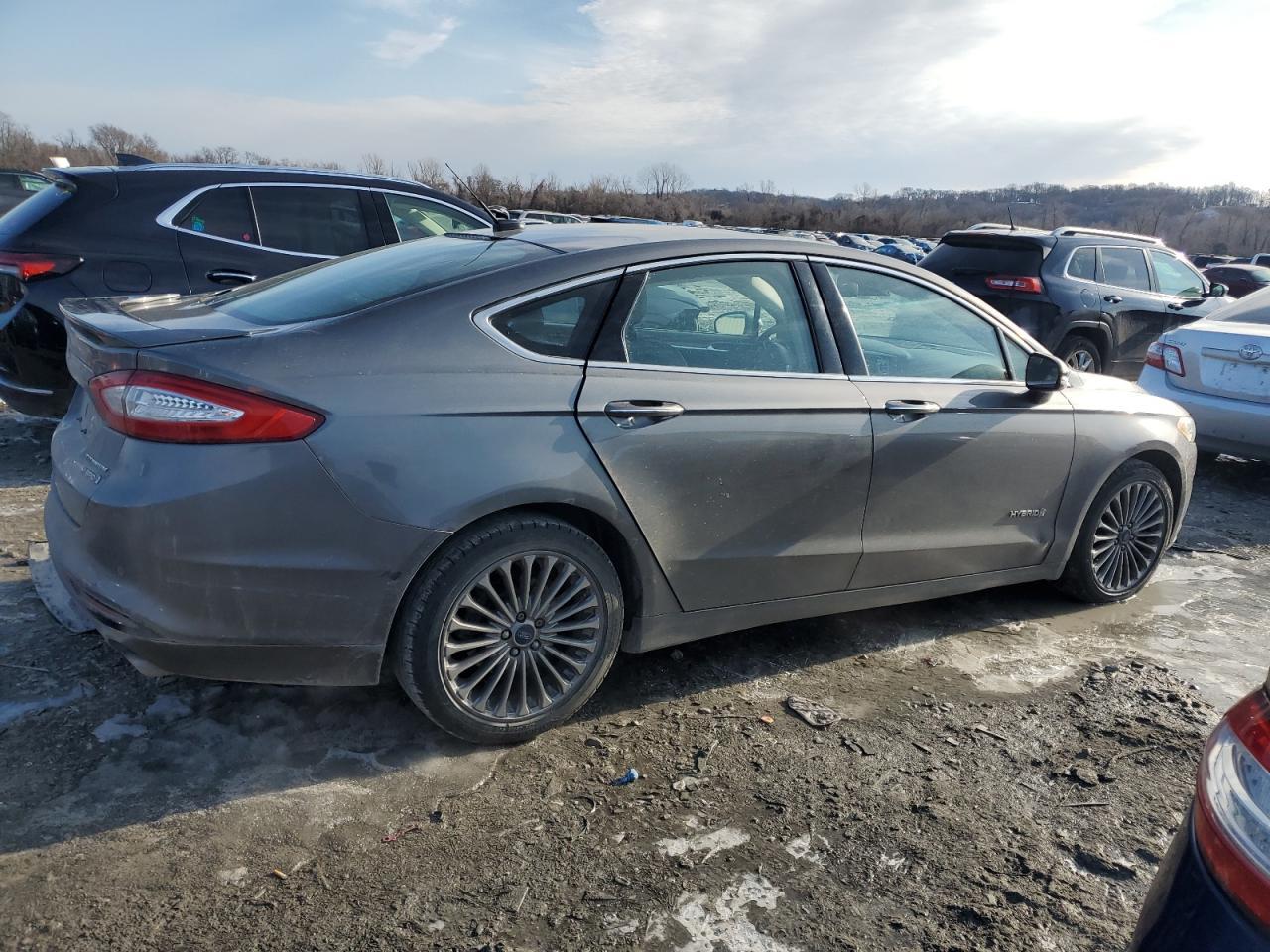 2014 FORD FUSION TIT - Фото 3