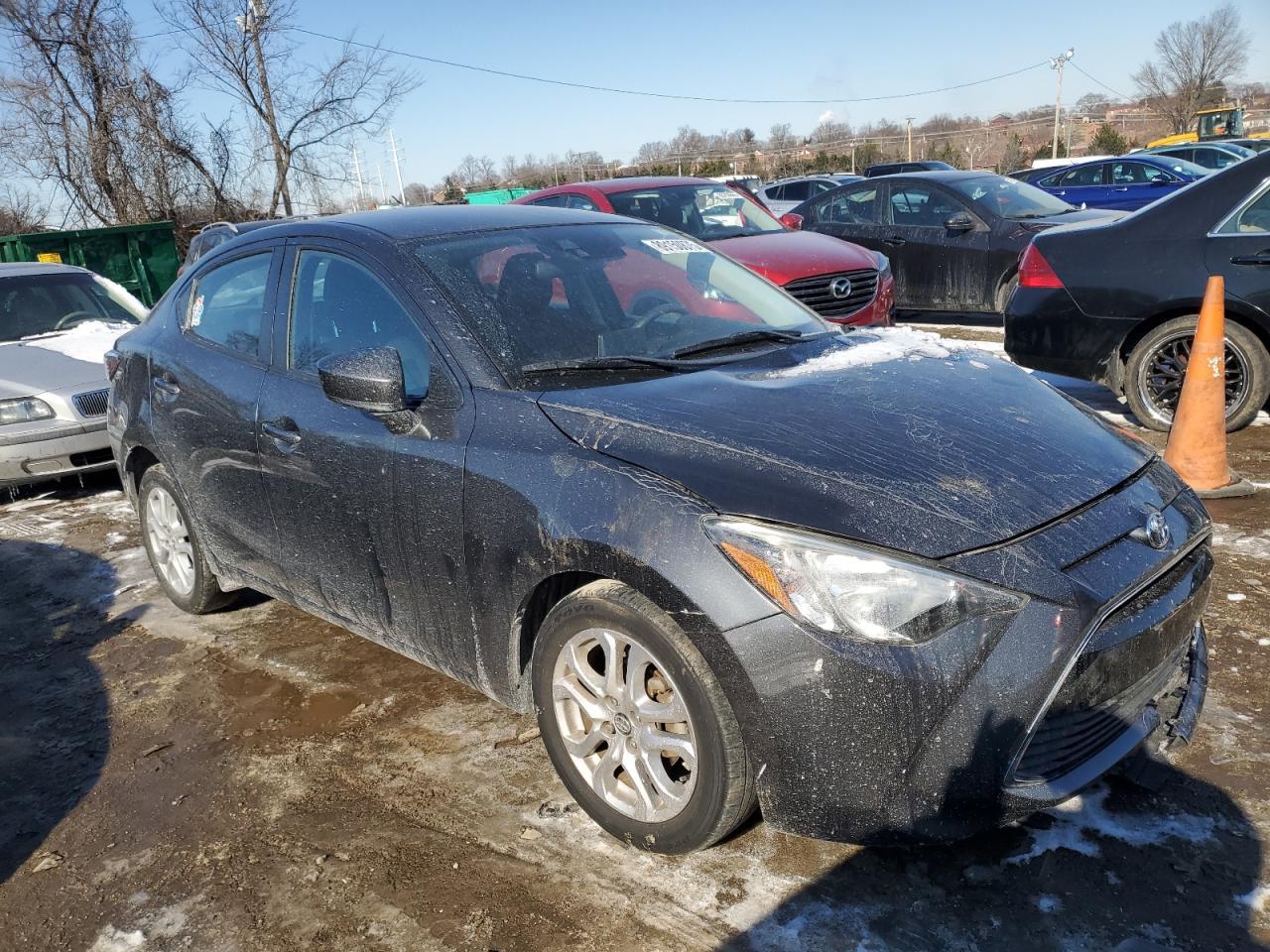 2017 TOYOTA YARIS IA - Фото 4