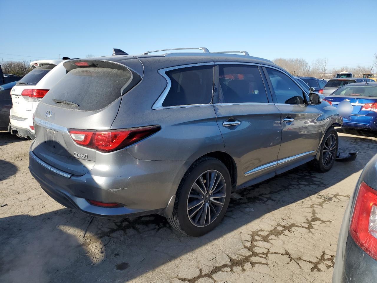2016 INFINITI QX60 - Фото 3