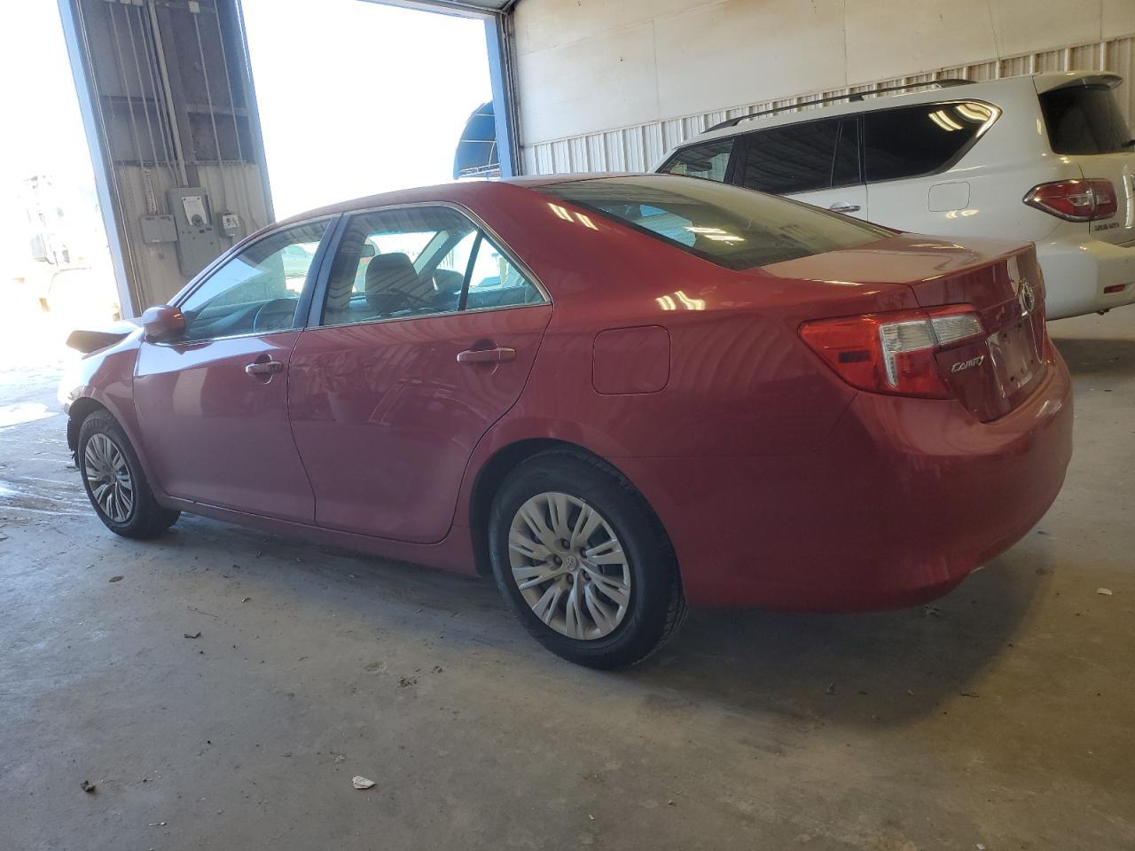 2014 TOYOTA CAMRY L - Image 2
